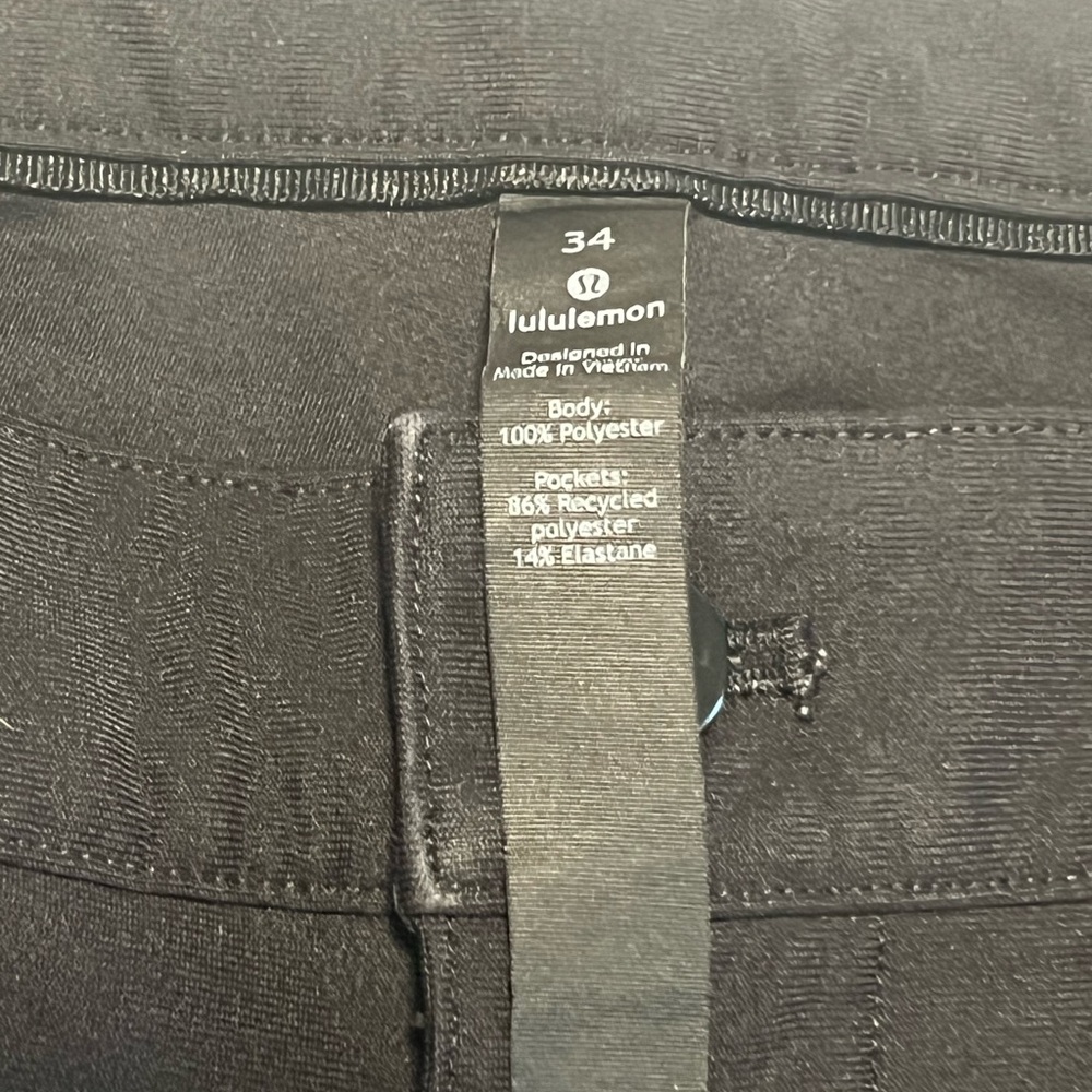 Lululemon Men's ABC Classic Black Pants - Picture 3 of 4